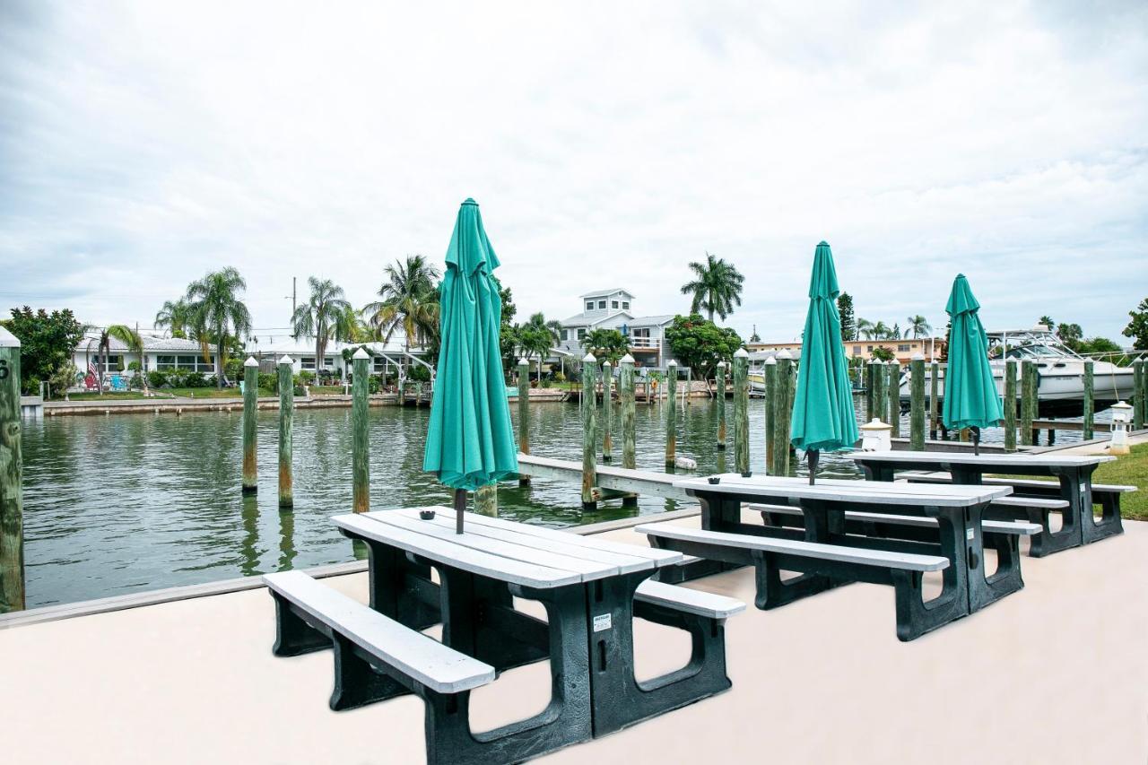 Bayside And Marina 2*
